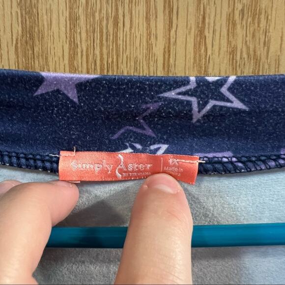 Simply Aster Purple Starstruck Tunic Top Women's Plus Size 1X Lace Neckline - Picture 9 of 10